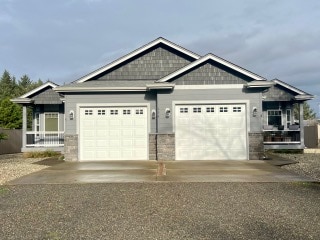 Building Photo - 256 Albatross St NE