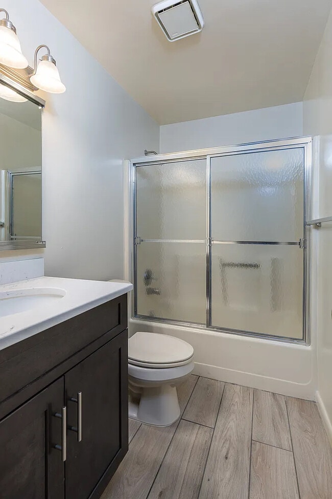 Photo - Rustic Ridge