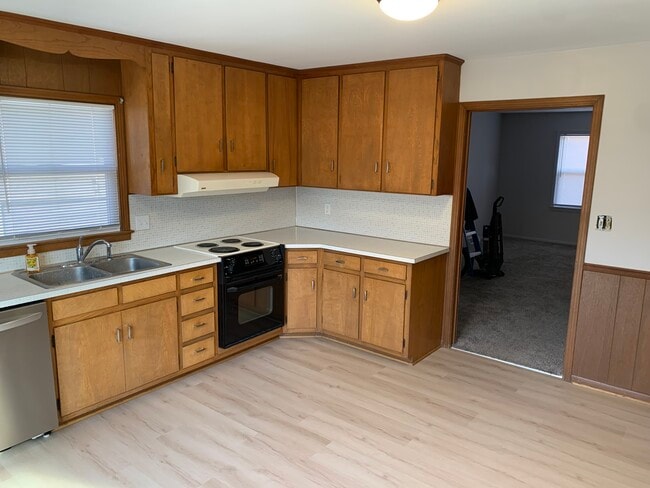 Photo - 9618 Outlook Dr