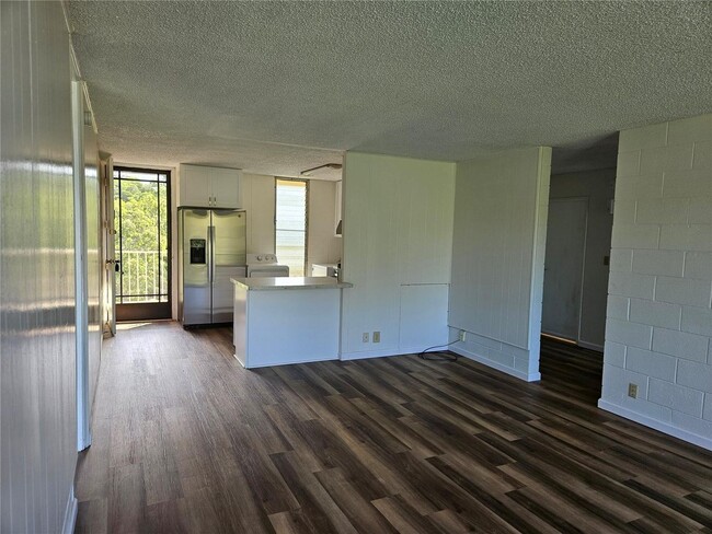 Photo - Mililani "Waikalani Woodlands" Newly Remodeled 3 Bedroom 2 Bath. Unit D-1006
