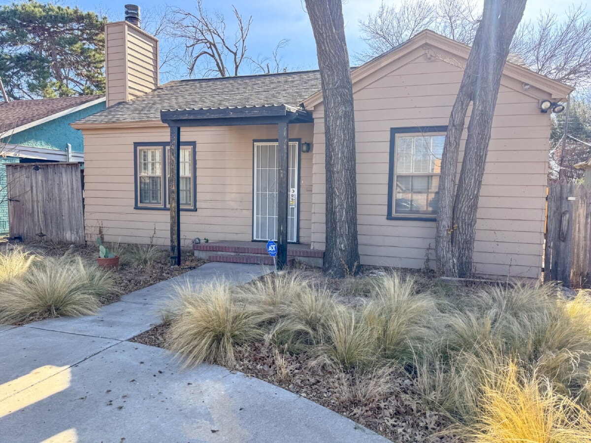 Photo - 2-Bedroom, 2-Bath Home near Texas Tech University!