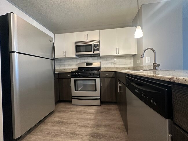 Photo - 180 N Jefferson St Unit 1302