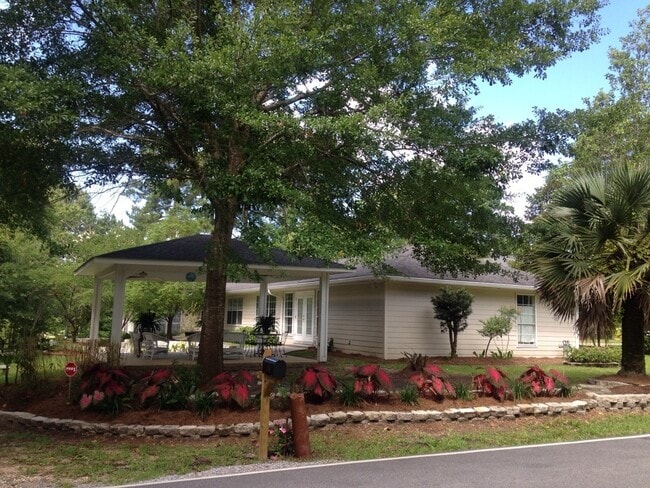 Photo - Spacious 4-Bedroom Home in the Desirable Gulf Hills Golf Course Community!