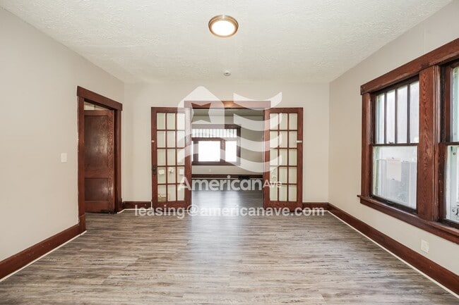 Photo - 128 Smith Ave NW