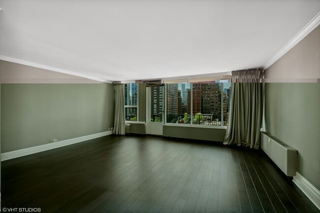 Photo - 1400 N State Pky Unit 10A