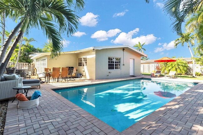 Building Photo - 3221 Seaward Dr Rental