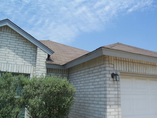 Photo - 313 Edgewood Cove
