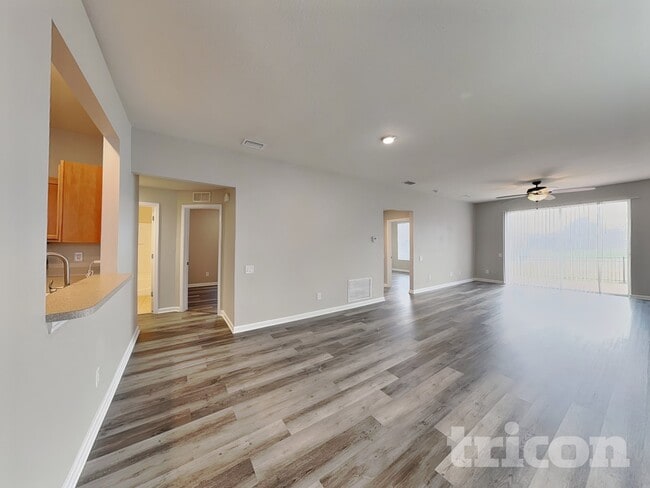 Photo - 5010 98th Ave E