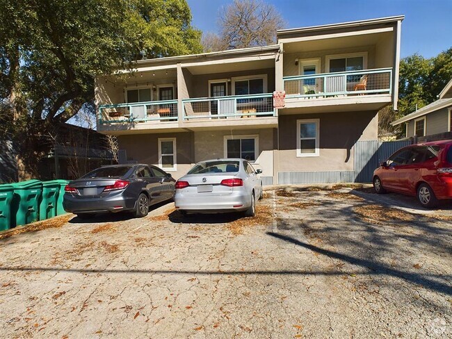 Building Photo - 1106 W 22nd St Unit 4 Rental