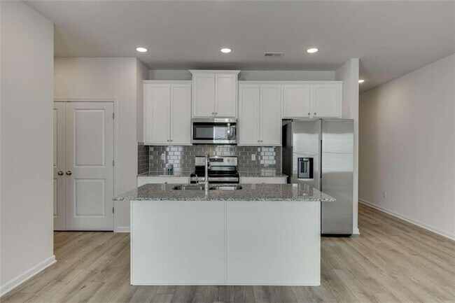 Photo - 4741 Medlock Ln