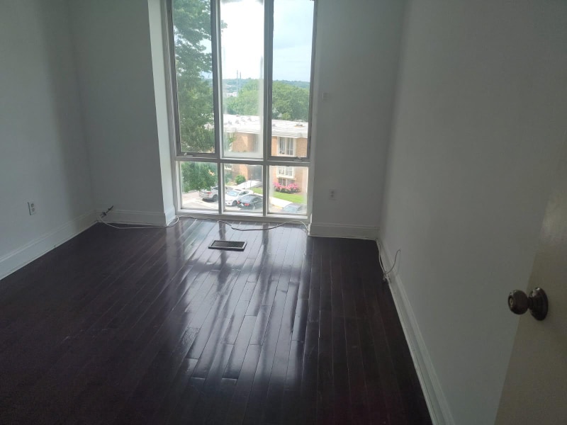Photo - 5715 N Kings Hwy