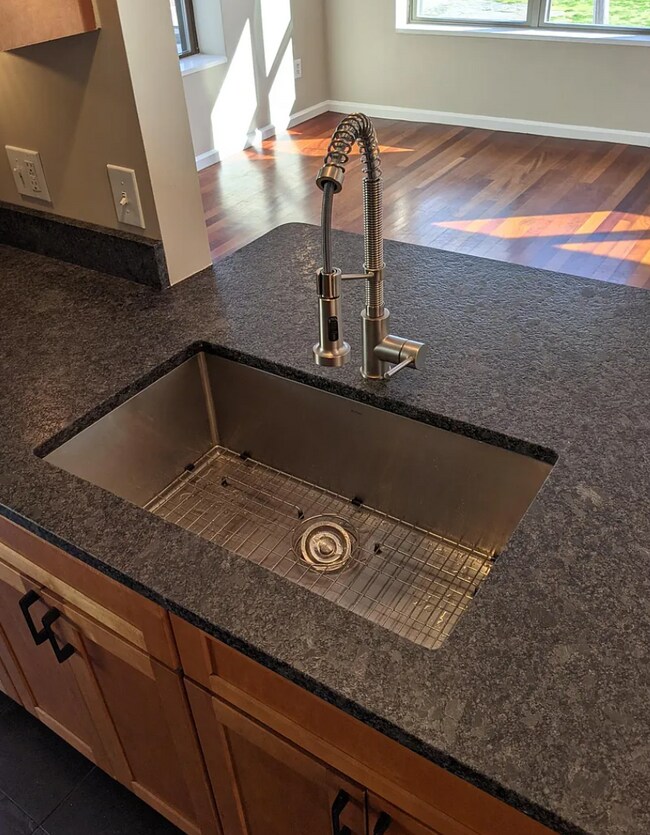 Photo - 197 Sidney St Unidad 1