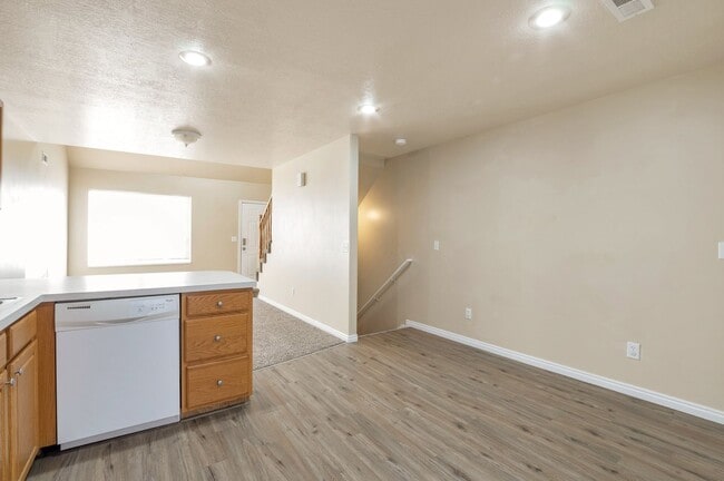 Photo - Easy Street Duplex Unit #856