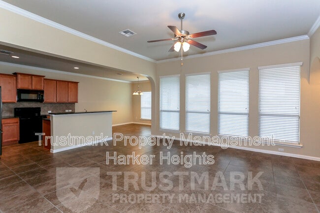 Photo - 8121 Iron Gate Dr