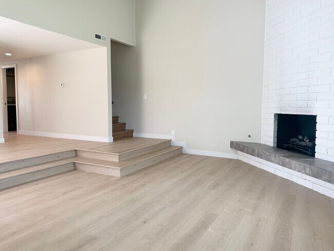 214 Palmer St Unit A