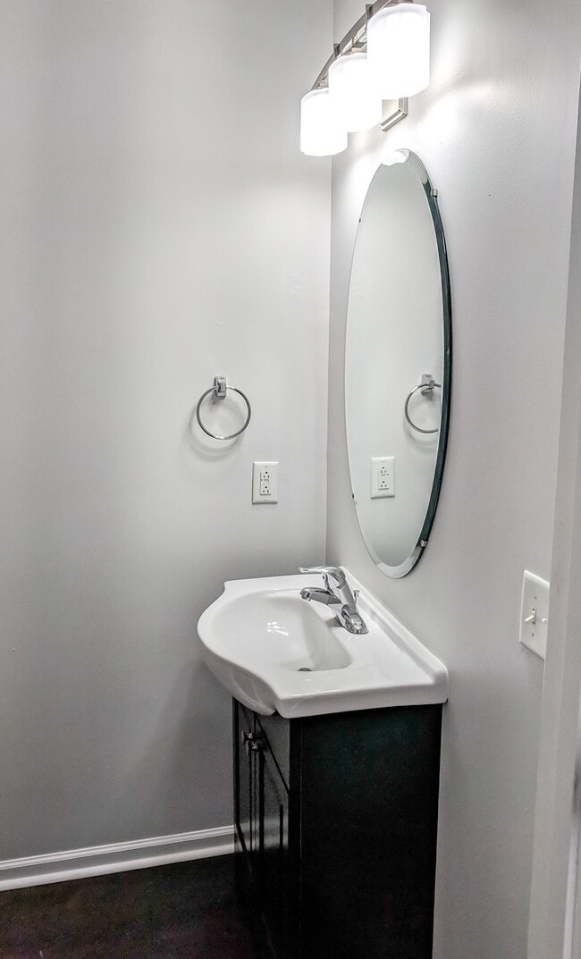 Photo - Renovated Townhome Barfield Commons