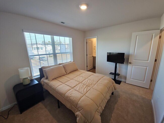 4129F Laurel Rdg Dr