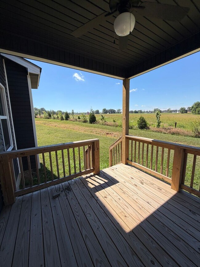 Photo - Exceptionally maintained, 3 bedroom home!