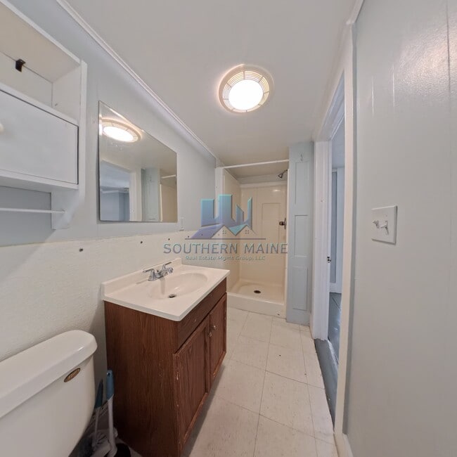 4 Glenwood Ave Unit D