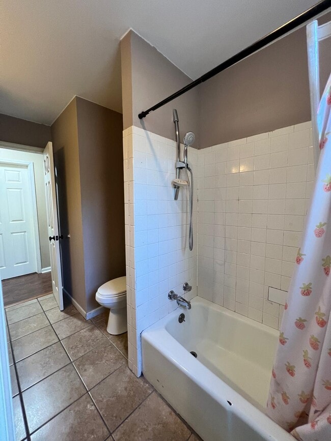 Photo - 1502 White Rd