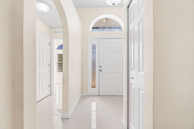 Photo - Spacious 3BR Home with Tile Floors & Spa-Like Primary Suite – Marion Oaks