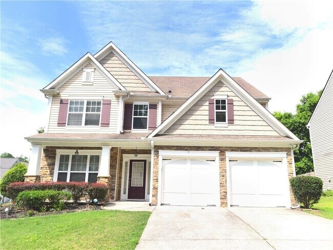Building Photo - 2430 Woodford Ln NE Rental