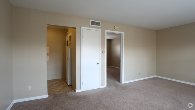 Interior Photo - Metro Management - Kenny Road Apartments