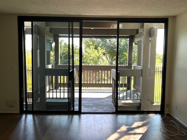 Photo - 7777 W 91st St Unit E2143