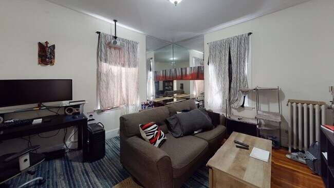 Photo - 22 Chiswick Rd Unit 15