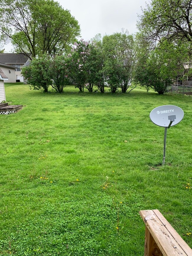 Patio trasero compartido - 1002 Quarry Ave SW