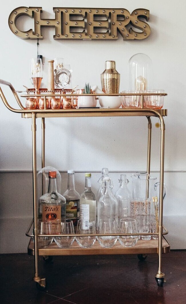 Photo - CONTEMPORARY STARLAND LOFT!