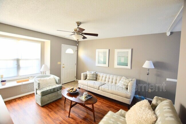 Photo - 1423 Ashley River Rd
