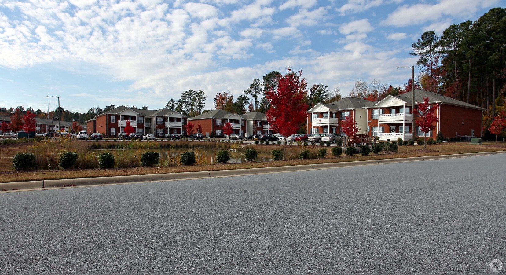 Photo - Holly Glen Apartments