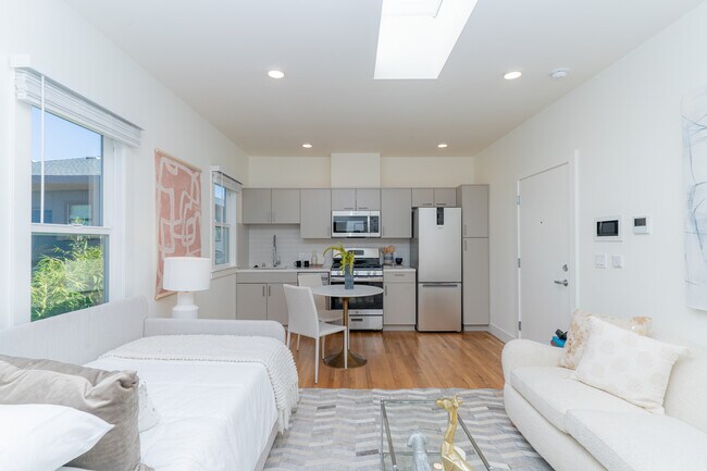 Photo - 5530 College Ave Unit 305