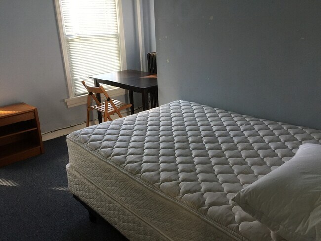 Photo - 2047 Asbury Ave