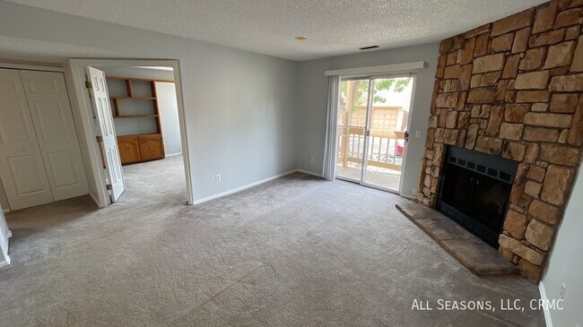 Photo - 914 Tenderfoot Hill Rd Unit 104