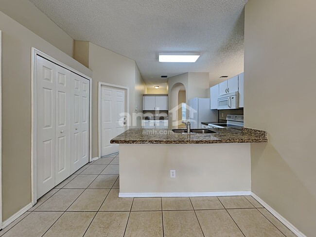 Photo - 523 Beth Ann St