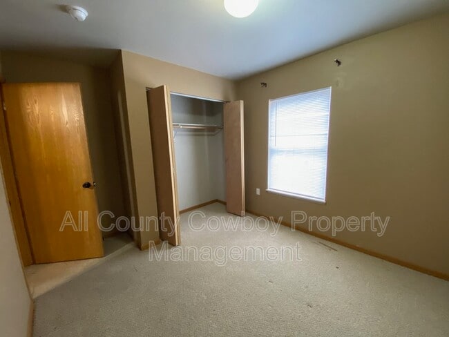 Photo - 621 E Mitchell St