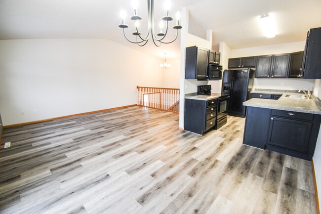 Photo - 2505 Amber Valley Ct S