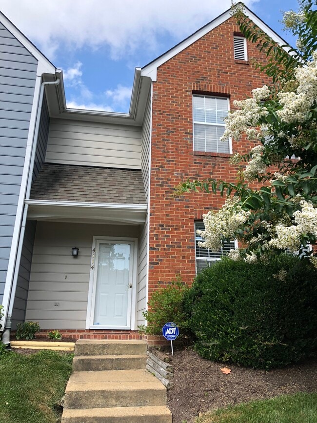 Building Photo - 4114 Bush Lake Dr Rental