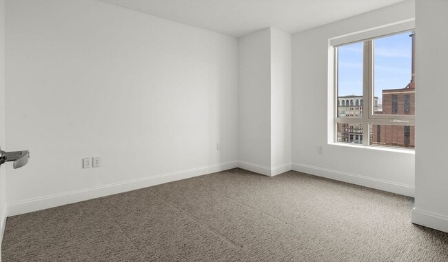Building Photo - 99 Kneeland St Unit 913 Rental