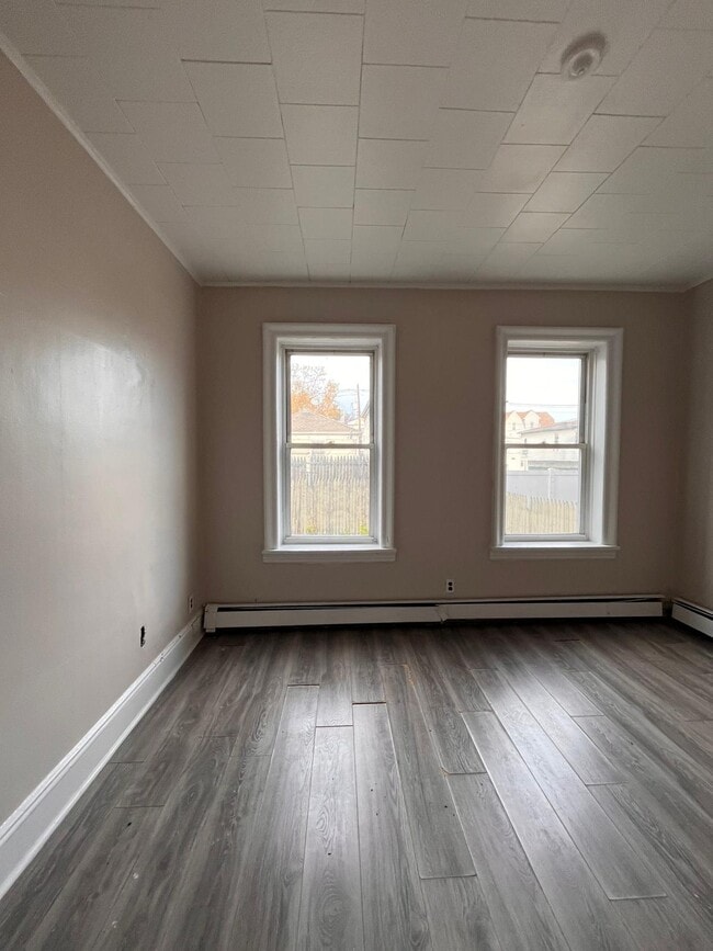 Photo - 68 W 53rd St Unit 2