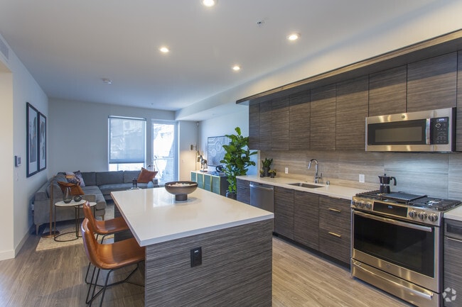 1 BR, 1 BA - 790 SF - Valentina by Alta