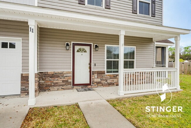 Building Photo - 11 Mint Farm Dr