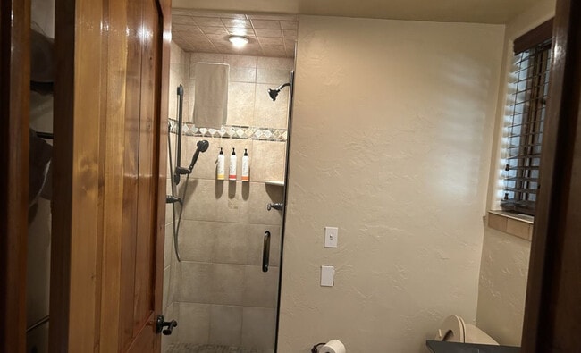 935 Beach View Drive-SI ID1267834P