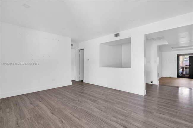 Photo - 14970 Leisure Dr