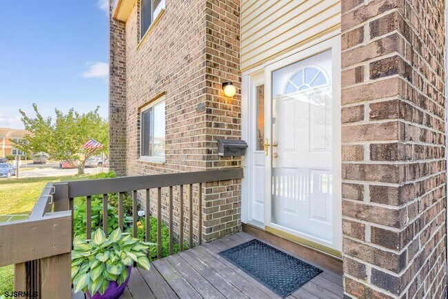 Photo - 801 Dudley Ct Unit 1402
