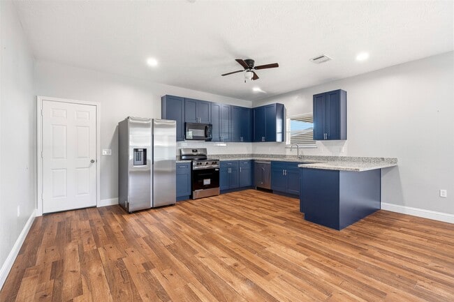 Photo - 18473 Novarra Dr