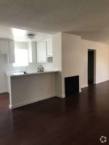 Building Photo - 20957 Bryant St Rental