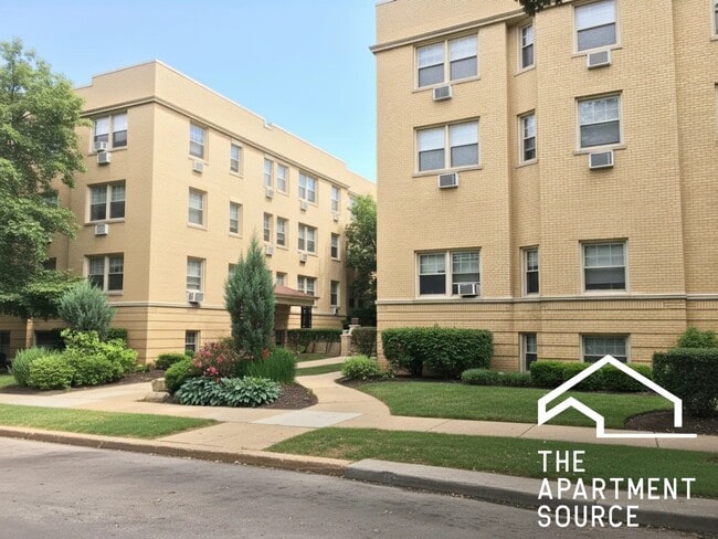Building Photo - 925 Hinman Ave